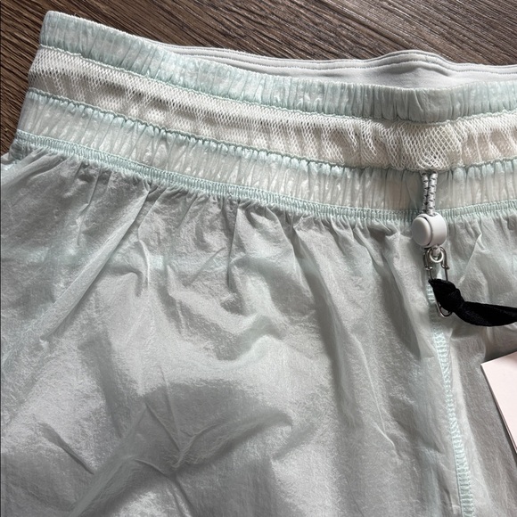 Lululemon Athletics Step Out High Rise Shorts - Picture 7 of 9